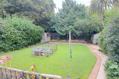 4 bedroom bungalow for sale, Shelley Close, Highcliffe, Christchurch, Dorset, BH23