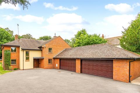 4 bedroom detached house for sale, Broadlayings, Woolton Hill, Newbury, Berkshire, RG20