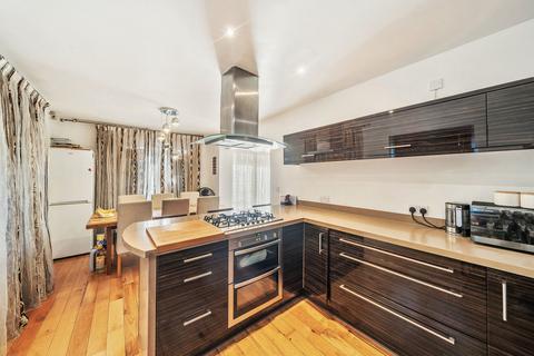 undefined, Bassett Avenue, Bassett, Southampton, Hampshire, SO16