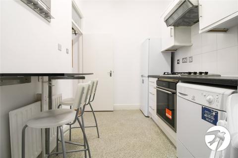 Studio to rent, Arran Road, London, SE6