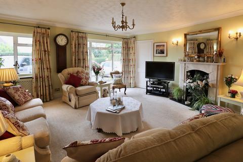 Oakview Ballinger Road, South Heath, Great Missenden, HP16 9QH
