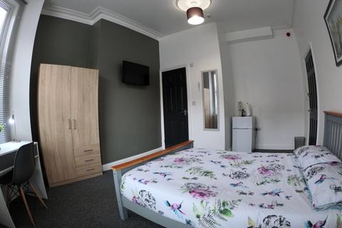 1 bedroom in a house share to rent, 219 Monks Road, Lincoln, Lincolnshire, LN2 5JS