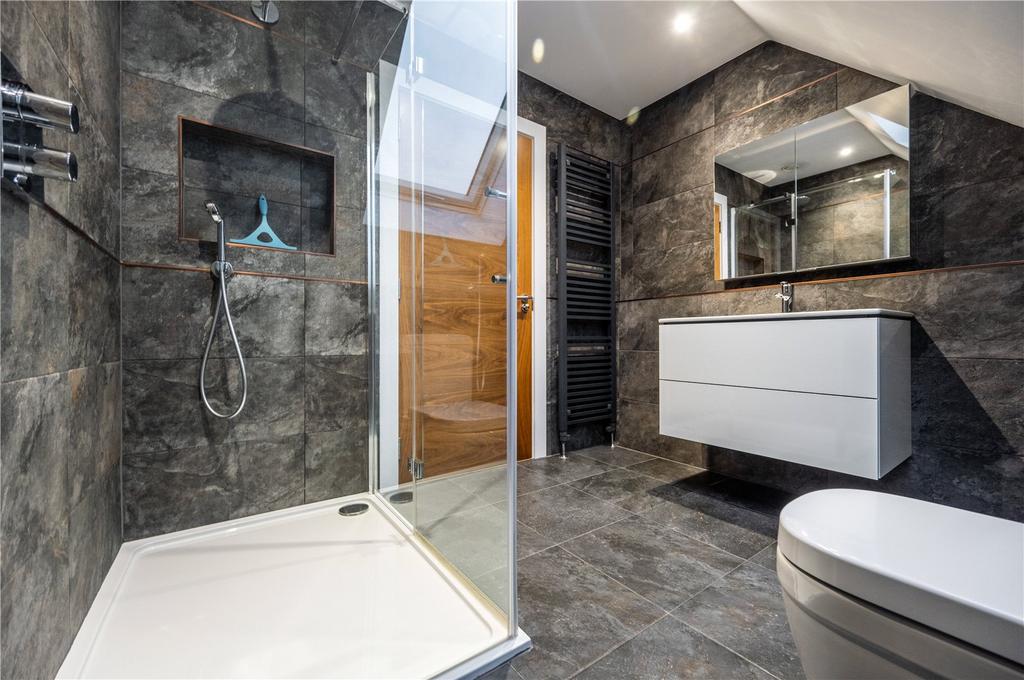 Ensuite