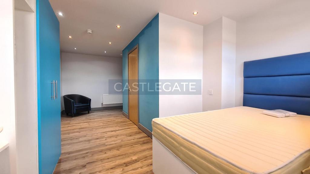 Flat 13, Room 3, Dundas Works, 15-17 Dundas Street