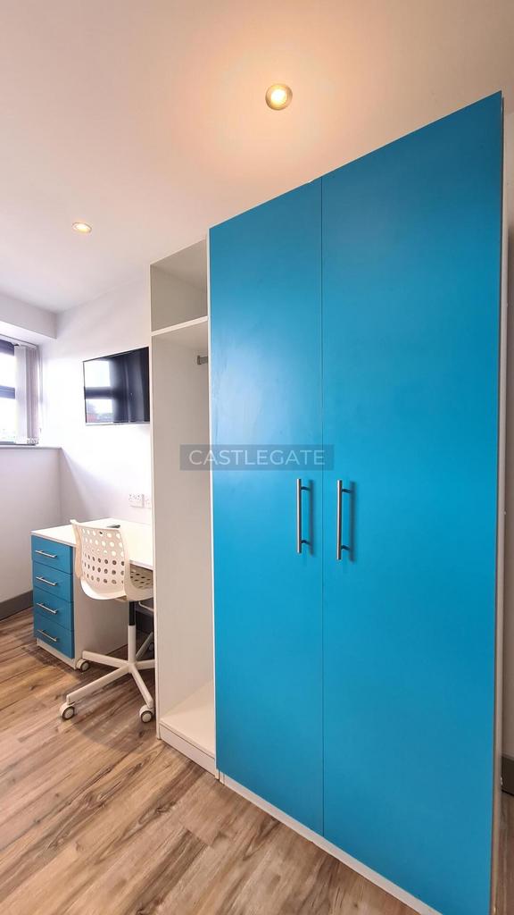 Flat 13, Room 3, Dundas Works, 15-17 Dundas Street