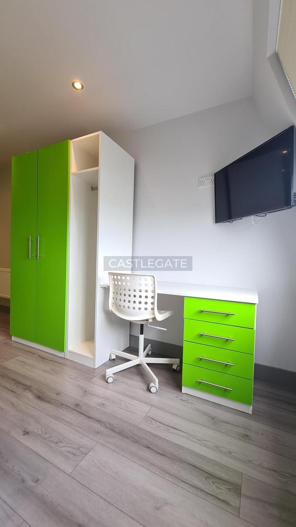 Dundas Works Flat 15
