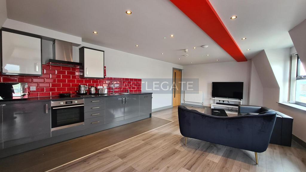 Dundas Works Flat 15