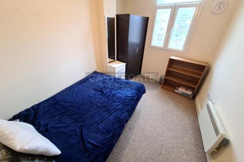 1 bedroom flat to rent, Westgate Apartments, Huddersfield, West Yorkshire, HD1 1AB