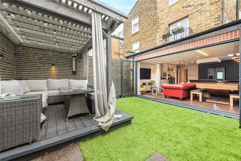 16a Beauchamp Road, London, SW11 1PQ