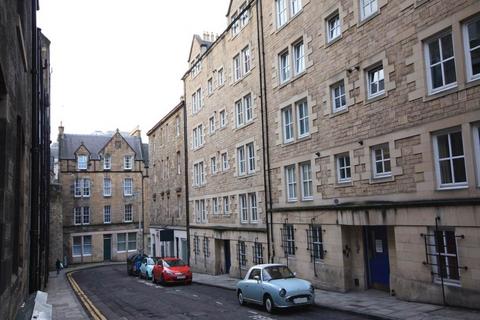 2 bedroom flat to rent, Guthrie Street, Cowgate, Edinburgh, EH1
