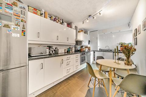 8 Evening Hill, Beckenham, BR3 5UH