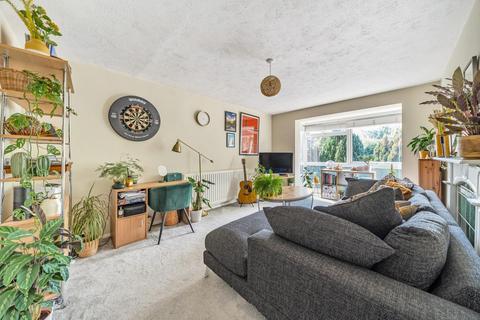 8 Evening Hill, Beckenham, BR3 5UH