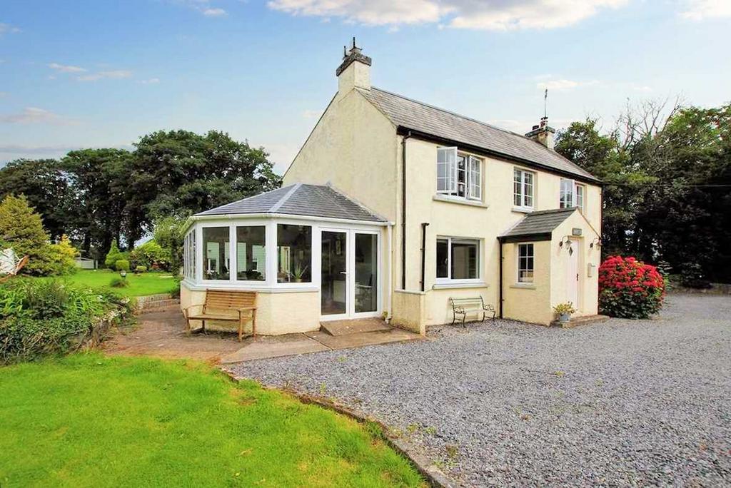 Pen-Y-Cae, Near Lawrenny, Narberth 3 bed detached house for sale - £599,950