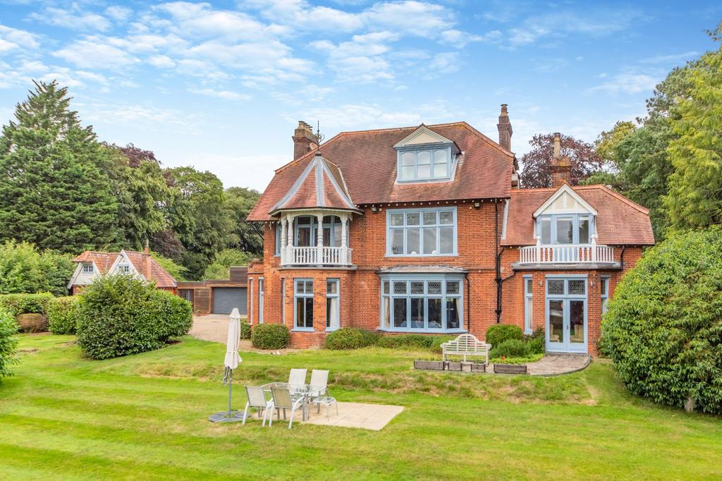 Riverview House