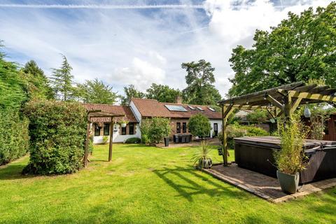 Bay Tree Cottage Beech Lane, Normandy, Guildford, GU3 2JH