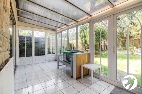 3 bedroom terraced house to rent, Melfield Gardens, Catford, London, SE6