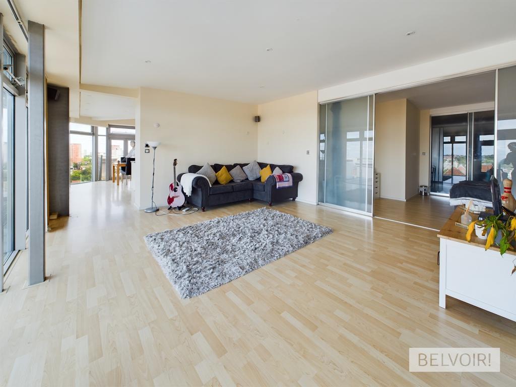New Hampton Lofts, Great Hampton... 2 bed penthouse £1,650 pcm (£381 pw)