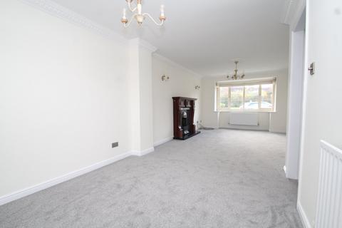 3 bedroom detached house to rent, Wike Ridge Avenue, Shadwell, Leeds, West Yorkshire, LS17