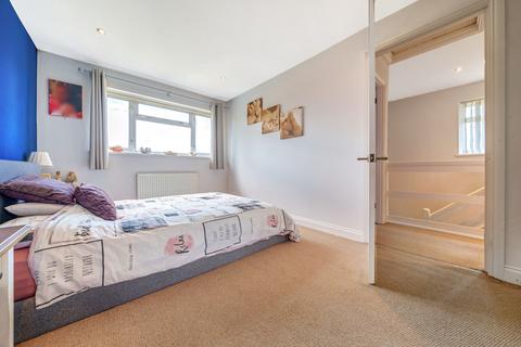 35 Beldham Road, Farnham, GU9 8TW