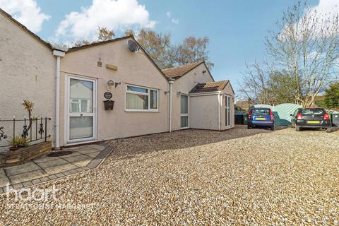 2 bedroom semi-detached bungalow for sale - The Courtyard, Station Road, Minety