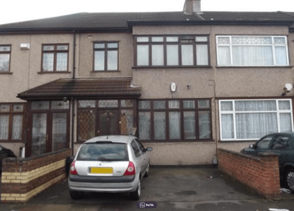 Extended Three Bedroom Mid Terraced Property In I