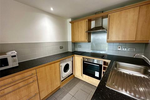 2 bedroom flat to rent, City Walk, Leeds, West Yorkshire, LS11