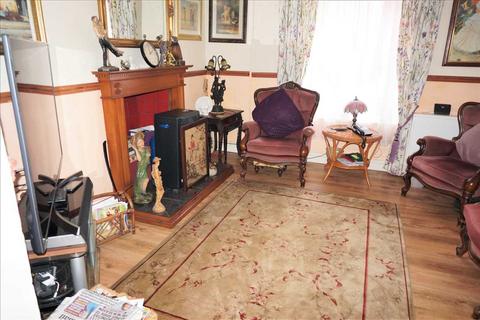 3 bedroom cottage for sale, Carmarthen Road, CROSS HANDS, Llanelli