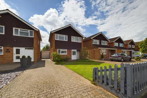 31 Canada Way, Lower Wick, Worcester, WR2 4DJ