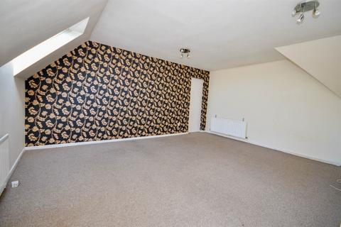 2 bedroom apartment to rent, Prudhoe Court, Fawdon