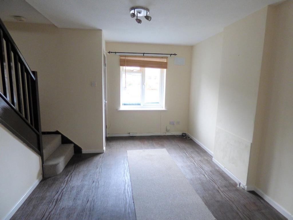 Mill End Kingsteignton TQ12 2 Bed Terraced House 800 Pcm 185 Pw 