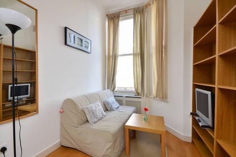 Studio to rent, Fairholme Road, West Kensington, London W14