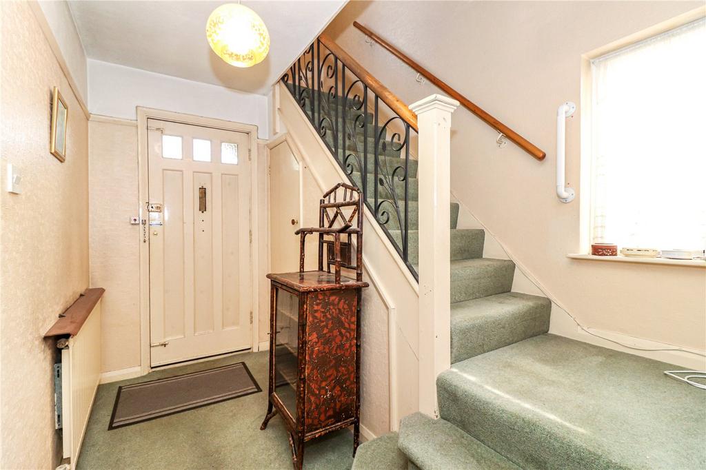 Woodland Drive, Watford, Herts, WD17 3 bed semidetached house £775,000