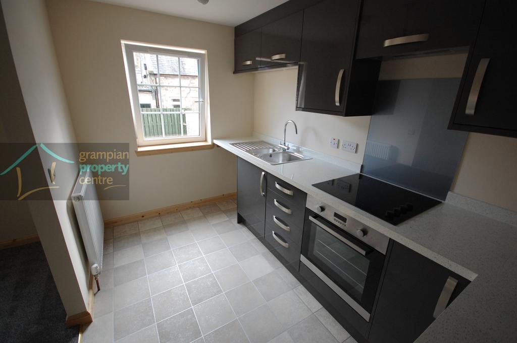 Kitchen 3.JPG