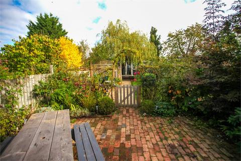 3 bedroom semi-detached house for sale, Waverley Avenue, Netley Abbey, Southampton, Hampshire, SO31