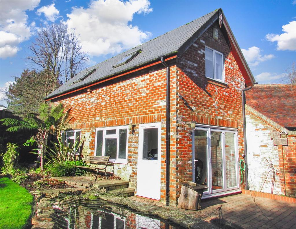High Cross Road, Ivy Hatch, Sevenoaks, Kent 5 bed detached house for