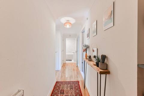Flat 2, 26 Ramsey Walk, London, N1 2PD