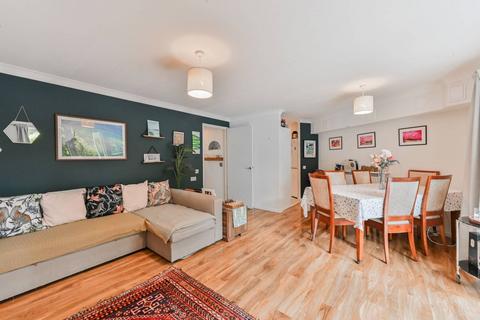 Flat 2, 26 Ramsey Walk, London, N1 2PD
