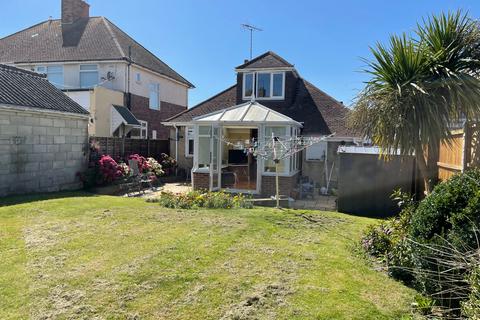 4 bedroom detached bungalow for sale, Links Road, Weymouth