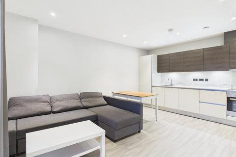1 bedroom apartment to rent, High Street, Southall, UB1