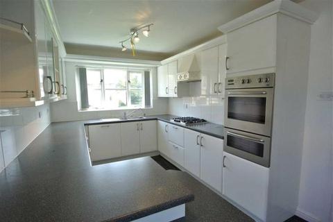 1 Ullswater Close, Elland, HX5 9QN