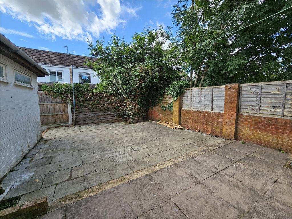 Farley Street, Worcester, Worcestershire, WR2 3 bed semidetached house