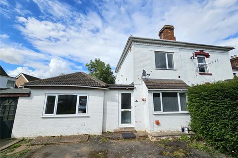 3 bedroom semi-detached house to rent, Farley Street, Worcester, Worcestershire, WR2
