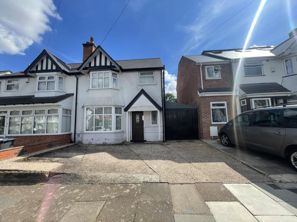 Tetley Road, Sparkhill 3 bed semidetached house for sale £320,000