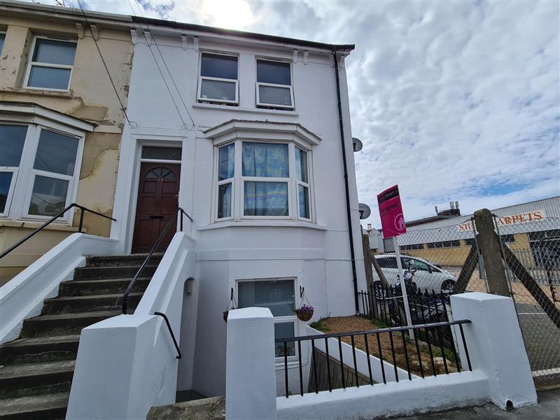 Tideswell Road Eastbourne Bn21 1 Bed In A House Share £425 Pcm £98 Pw