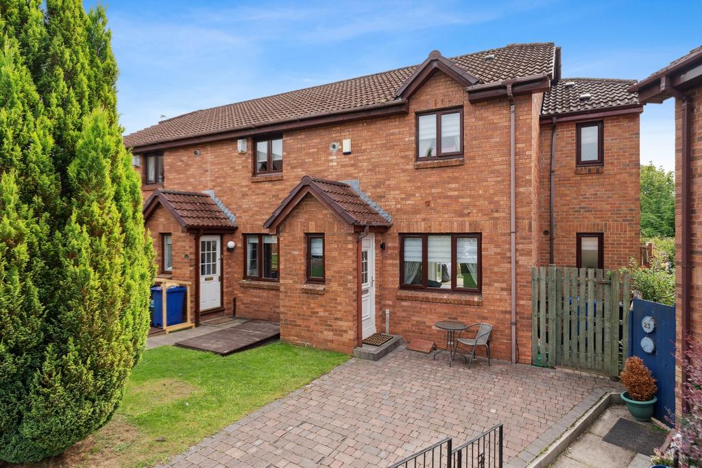 Burnside Crescent, Clydebank, West Dunbartonshire, G81 6QE 3 bed end of