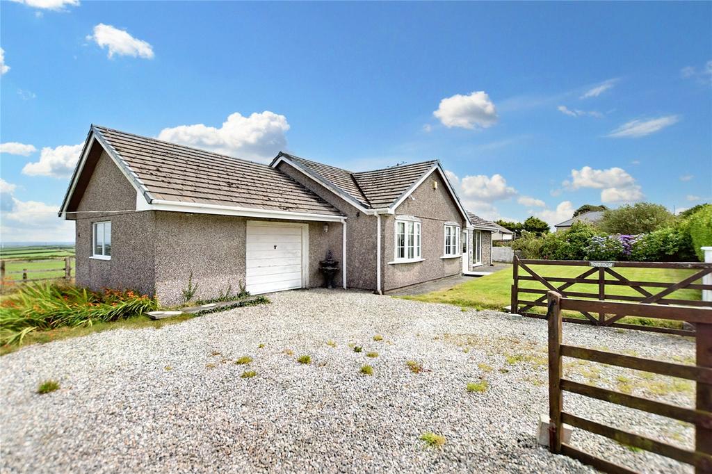 Camelford, Cornwall 3 bed bungalow for sale £425,000