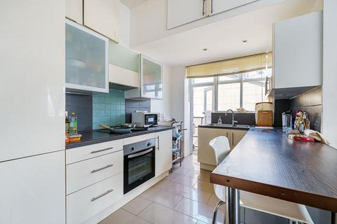 2 bedroom flat for sale, St Edmunds Court,  St Johns Wood,  NW8