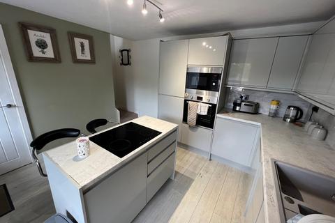 9 Conway Road, Treorchy, CF42 6UW
