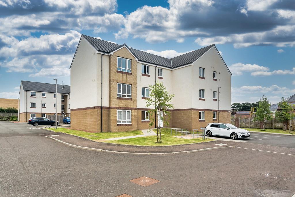 0/3 43 Elie Drive, PA7 5RD 2 bed ground floor flat for sale