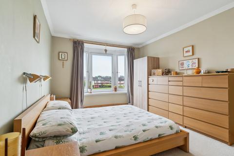 142 Ardmay Crescent, Glasgow, G44 4PP